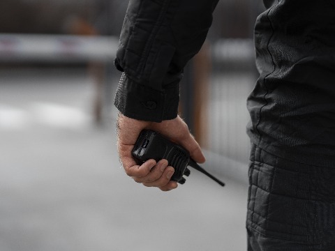 Два лица лишена слободе због сумње да су утајила више до 16,9 милиона динара пореза